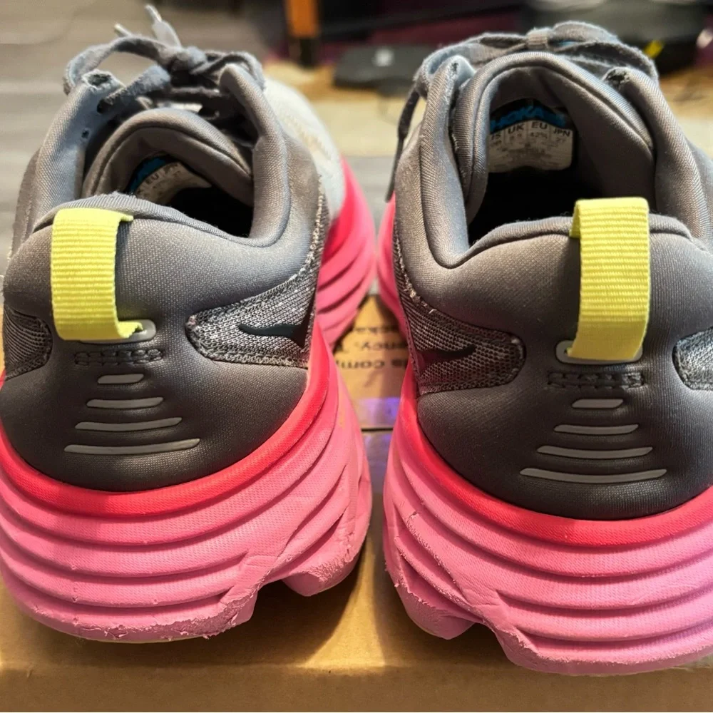 Hoka Women's Bondi 8 Gray And Pink Women's Size 10B. No insoles - Picture 7 of 7